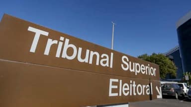 TSE manda tirar posts que associam Flávio Bolsonaro a crime organizado