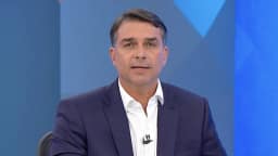 Flávio cita “censura” a Bolsonaro ao defender Renan de decisão do TSE