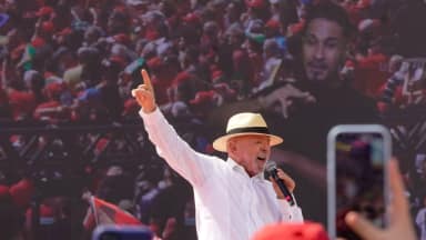 Lula fala de exame de próstata em comício na Praça da República, em Belém