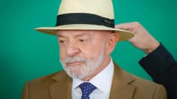 Lula é desaprovado por 48,4% e aprovado por 46,5%, diz Meio/Ideia