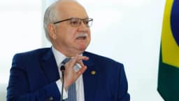Fachin diz que crise no STF torna urgente fim do inquérito das fake news
