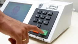 5 nomes lideram corrida ao Senado pelo PR, diz Real Time Big Data
