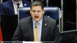 Alcolumbre pede serenidade após derrota de aliados no Amapá