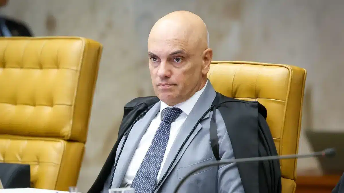 Alexandre de Moraes retira casos do 8 de Janeiro após derrota no STF