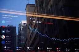 Caos financeiro: Incerteza fiscal afasta investidor e faz capital estrangeiro deixar o Brasil