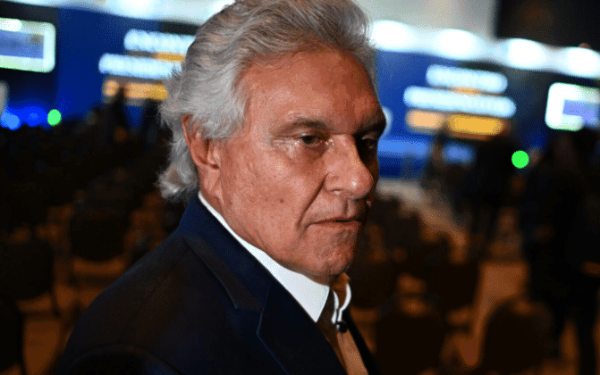 Caiado culpa Sidônio Palmeira por reação de Lula ao tarifaço de Trump