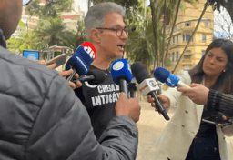 Zema desiste de debate da Band após ausências de Lula e Flávio Bolsonaro
