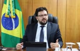 PF encontra minuta de contrato enviada por Lobista a ex-chefe de gabinete de Lula