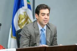 Bruno Dantas anuncia renúncia ao cargo de ministro do TCU