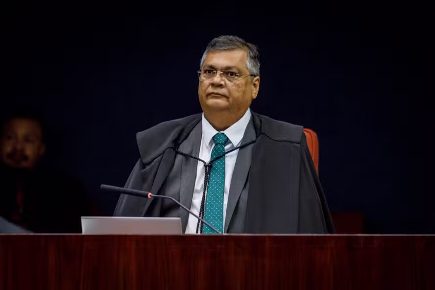 URGENTE: ministro reintegra Andrei Rodrigues ao comando da PF