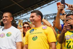 Pablo Marçal declara apoio a Flávio Bolsonaro e passa a colaborar com campanha