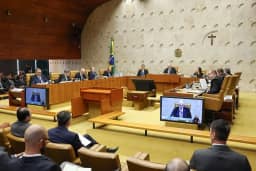 Demora na posse de Zanin no TSE gera questionamentos entre ministros do STF