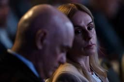 PF revela contratos entre escritório da esposa de Moraes e empresas de Vorcaro que totalizam R$ 208 milhões