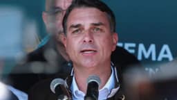 Mendonça autoriza PF a investigar Flávio Bolsonaro no Caso Dark Horse