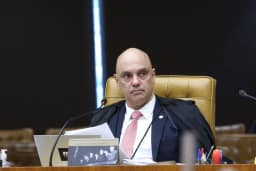 Moraes deve votar em pedido de investigação contra si próprio no STF