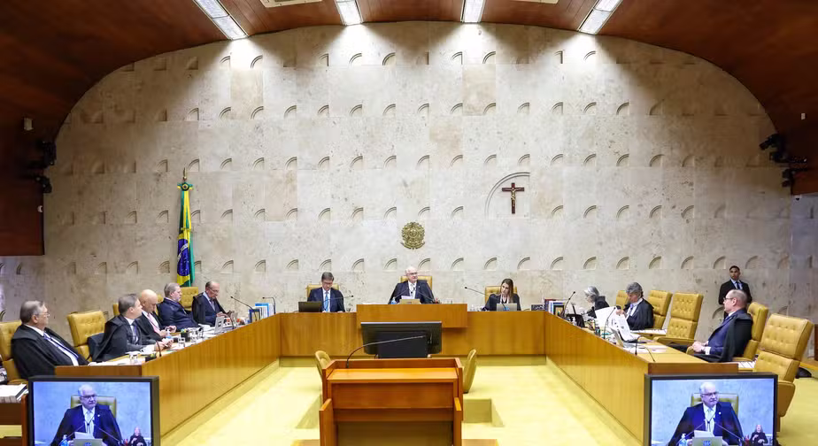 STF avalia diálogo com bolsonarismo em meio à ameaça de impeachment