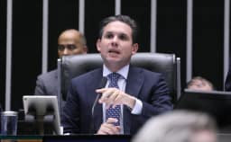 Esperançoso: Motta procura centrão para tentar ficar na presidência da câmara