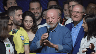 Lula defende regulação das big techs em discurso após reeleição com 51,79%