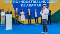 Lula visita Centro Industrial Nuclear de Aramar, em Iperó (SP)