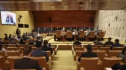 Placar fica em 4 a 3 pelo julgamento separado de Moraes e Mendonça no STF