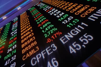 Ibovespa cai 0,51% com alta de juros do Federal Reserve e espera pelo Copom