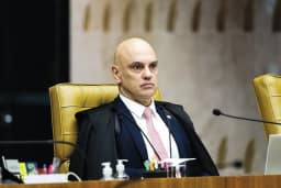 A reação de Davi Alcolumbre a cobrança de senador que pediu impeachment de Moraes
