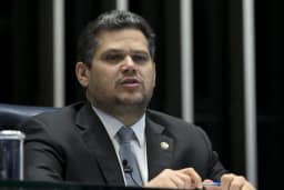 A votação da PEC do fim da escala 6×1 e as articulações de base e oposição