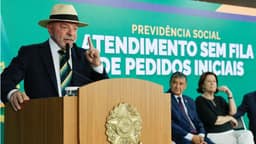 Lula anuncia fim da fila para atendimentos no INSS e redução de espera