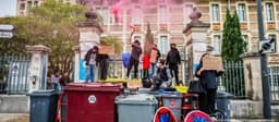 Estudantes tomam as ruas da França contra arrocho fiscal de Macron