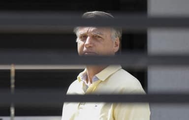 A lista de armas de Bolsonaro que Moraes mandou apreender