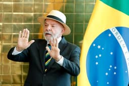 Lula lidera a disputa pela presidência em primeiro turno, mostra pesquisa Indexa/Broadcast