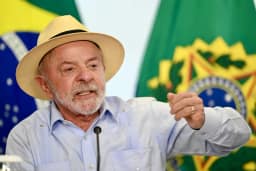 Lula se posiciona sobre crise no STF e defende reforma do sistema Judiciário