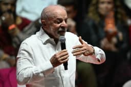 Lula compara vício em apostas ao crack em anúncio de proibição das bets