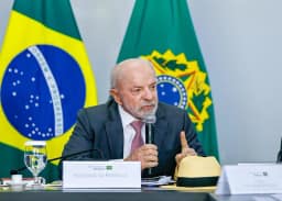 Lula se reúne com ministros do STF em meio à tensão entre Mendonça e PF