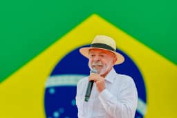 Agenda dos candidatos: Lula faz ato com artistas no Rio e candidatos debatem em São Paulo