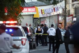 Homem é baleado por agente do ICE em Nova York