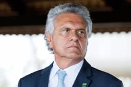 Caiado compara Lulinha a Flávio e diz que ‘o rei protege o príncipe’