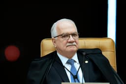 Fachin mantém sessão pública do STF em investigação contra Moraes
