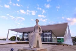 Supremo forma maioria para manter afastamento do diretor-geral da PF