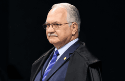 Fachin retira pedido de Moraes contra Mendonça do inquérito das fake news