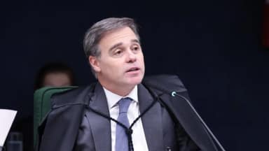 André Mendonça intima governo e Congresso a explicarem flexibilização de doações em ano eleitoral