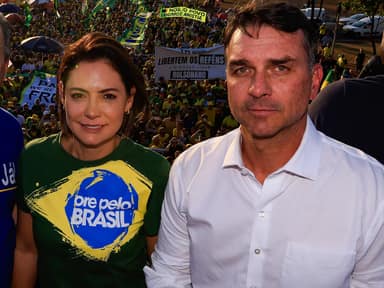 Mulheres rejeitam Flávio e viram problema na campanha após crise com Michelle