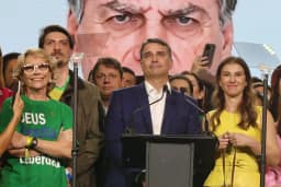 O dilema para Flávio após Bolsonaro negar autorização para vídeo de IA