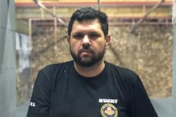 Mesmo foragido, Oswaldo Eustáquio registra candidatura a deputado pelo Paraná