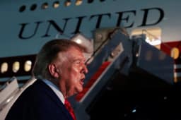Trump confirma fuga da Turquia em voo secreto e diz não confiar no Irã