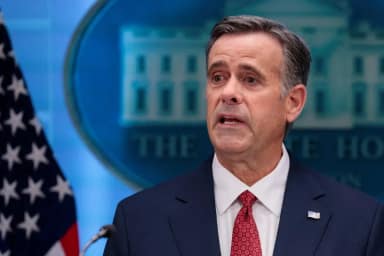 Diretor da CIA John Ratcliffe visitou Moscou após EUA pedirem pausa a Kiev
