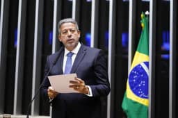 Lira oficializa irmão de PC Farias como suplente ao Senado