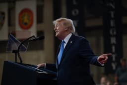Trump ameaça cortar comércio com Europa se Canadá virar associado da UE