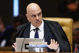 “A polícia vem ignorando a decisão do STF”: Moraes denuncia prisões por porte de maconha