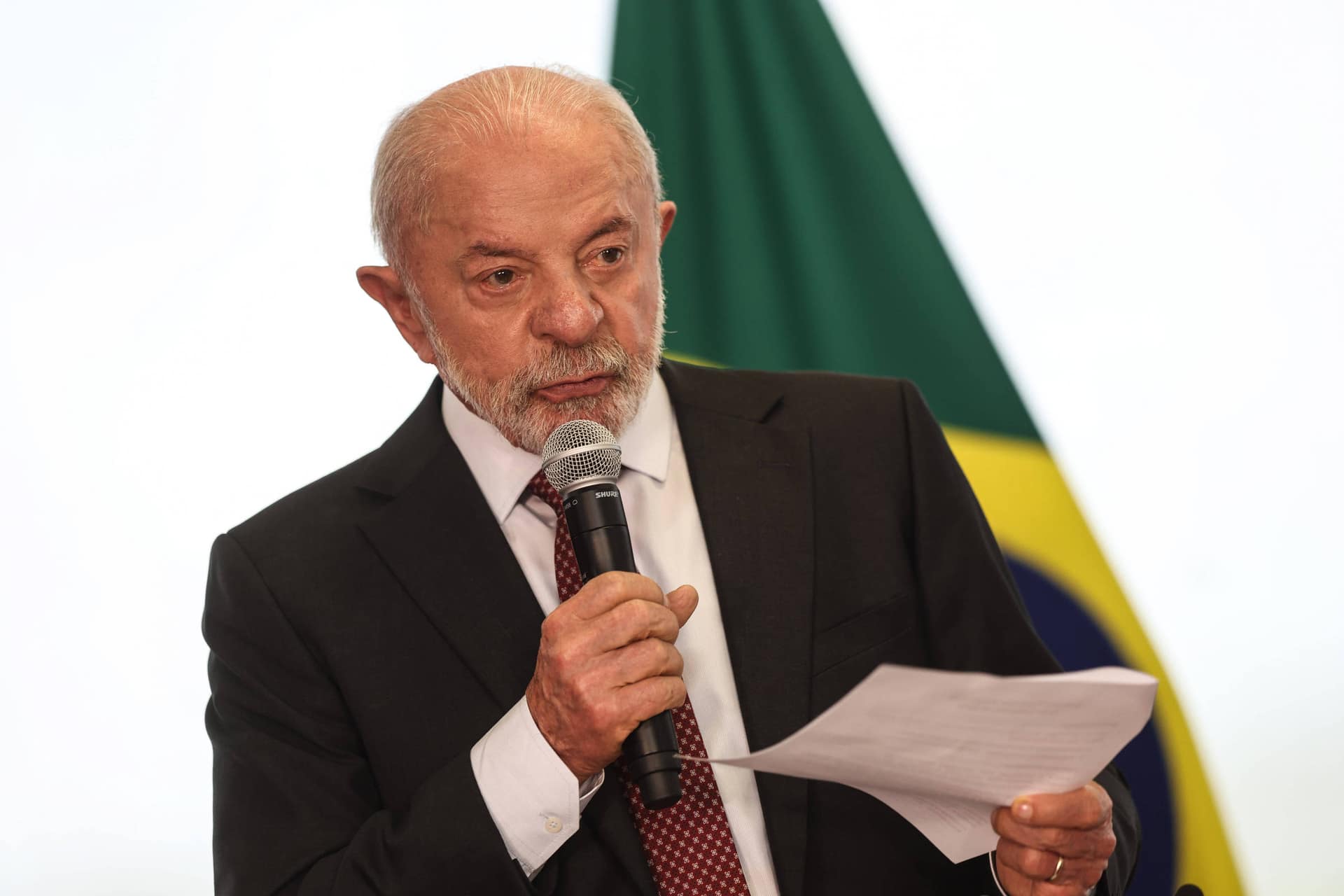 Lula diz que celular de Vorcaro com ministros do STF exporá festas do Banco Master